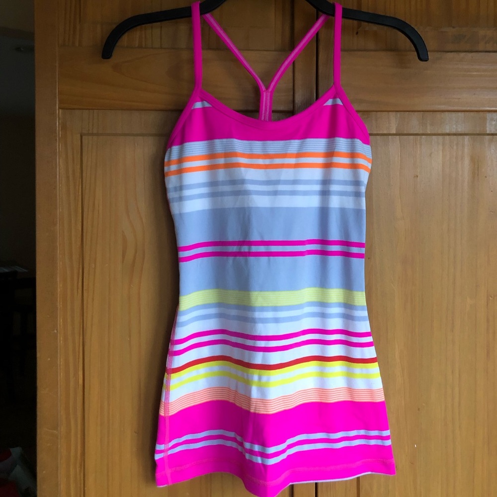 FLASH SALE ❗️LULULEMON 🍋 Workout Top